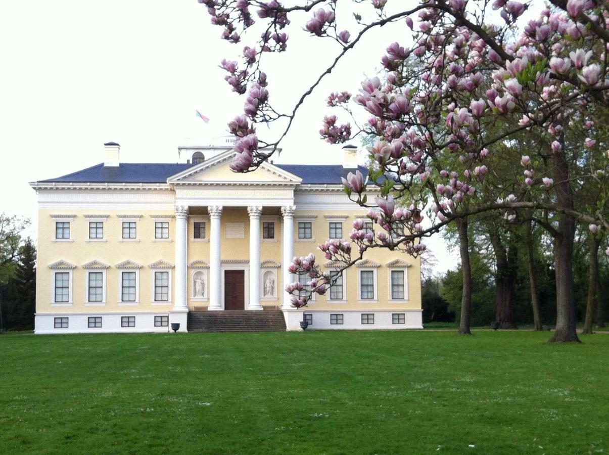 Hotel Landhaus Woerlitzer Hof Oranienbaum-Woerlitz エクステリア 写真